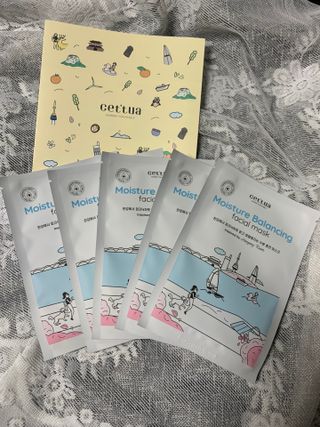 세뚜아(Cettua) [세뚜아] 모이스처 밸런싱 페이셜 마스크 Cettua Moisture Balancing Facial Mask 5매 — 5점을 준 리뷰어가 2023년 12월 올린 사용 사진