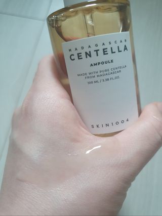 [스킨1004] 마다가스카르 센텔라 앰플 100ml — 5점을 준 리뷰어가 2024년 5월 올린 사용 사진