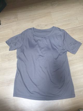 아르보노브라 아르보노 10color 데일리 반팔 노브라티 — 4점을 준 리뷰어가 2022년 5월 올린 사용 사진