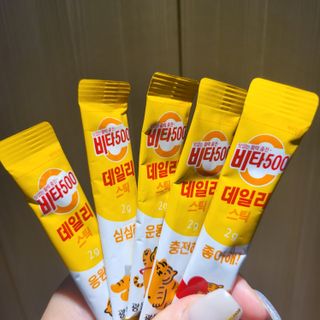 광동생활건강 [광동] 비타 500 데일리 스틱 VB, VC를 함유한 멀티비타민 30포+30포 — 4점을 준 리뷰어가 2022년 10월 올린 사용 사진