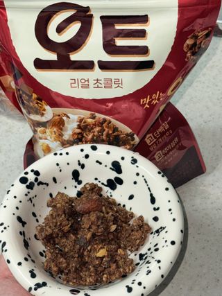마켓오네이처 오!그래놀라 오트 — 5점을 준 리뷰어가 2024년 4월 올린 사용 사진