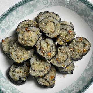 해풀잎 누구나 김밥*1ea [(혼합야채 35g *1ea,  김밥김 (5g, 5ea),  양념간장 (6g, 5ea), 참기름(5g, 2ea)] — 5점을 준 리뷰어가 2022년 7월 올린 사용 사진