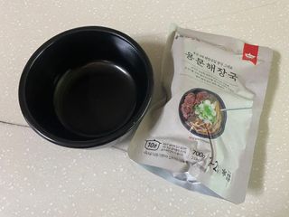 요리반상회 용문해장국 2팩 + 뚝배기 1개 — 5점을 준 리뷰어가 2021년 3월 올린 사용 사진