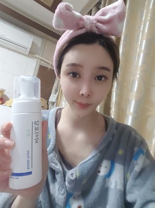 [바이로담] 저자극 약산성버블 폼 폼클렌징 150ml — 5점을 준 리뷰어가 2021년 3월 올린 사용 사진