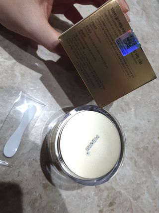 피부미 골드베릴 미라클페어 세레이징 퍼밍 크림 50ml — 5점을 준 리뷰어가 2021년 9월 올린 사용 사진