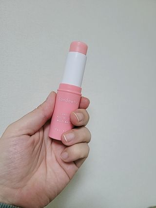 스킨큐어 산다화 카멜리아 안티 링클 멀티밤 — 5점을 준 리뷰어가 2023년 1월 올린 사용 사진