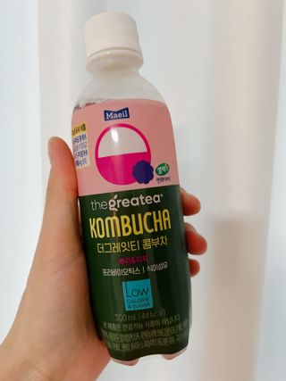 더그레잇티 콤부차 [매일유업] 더그레잇티 44kcal 콤부차 300ml *12개입 (오리지널 6개+베리리치 6개) — 4.5점을 준 리뷰어가 2023년 7월 올린 사용 사진