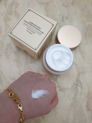 Dr.느루벗 느루벗 링클 솔루션 콘센트레이트 스네일 탄력 달팽이 크림 80g — 5점을 준 리뷰어가 2021년 3월 올린 사용 사진