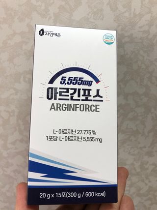 자연에온 아르긴포스 L-아르기닌 5555mg 스틱 15개입 1박스 — 5점을 준 리뷰어가 2021년 4월 올린 사용 사진