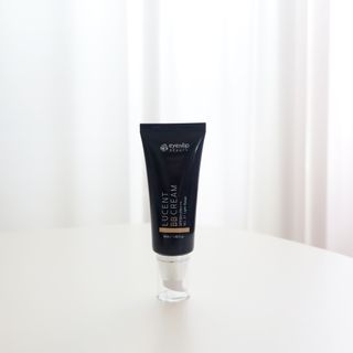 아이앤립 / EYENLIP 아이앤립 루센트 비비크림 2 Color — 4.5점을 준 리뷰어가 2021년 7월 올린 사용 사진