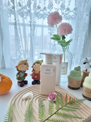 로우퀘스트 베리어 인핸싱 클렌저 190ml — 5점을 준 리뷰어가 2023년 10월 올린 사용 사진