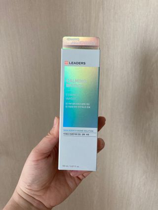리더스코스메틱 리더스 카밍 바이오틱스 에센스 워터 — 5점을 준 리뷰어가 2021년 12월 올린 사용 사진