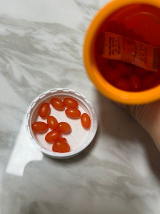 앙팡 츄어블 비타민D 1000 IU 130mg x 90정 — 5점을 준 리뷰어가 2023년 1월 올린 사용 사진