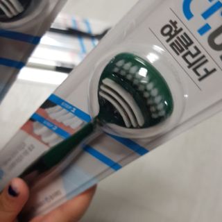 크리오 클리어스 혀백태제거 구취관리 혀클리너 — 5점을 준 리뷰어가 2021년 3월 올린 사용 사진