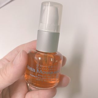 유니베르소 로즈힙 오일 15ml — 5점을 준 리뷰어가 2021년 6월 올린 사용 사진