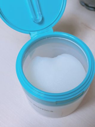 리더스코스메틱 리더스 카밍 바이오틱스 퀵 수딩 패드 — 5점을 준 리뷰어가 2022년 8월 올린 사용 사진