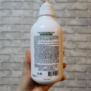 [닥터문] 프리미엄 알로에베라 선크림 500ml — 5점을 준 리뷰어가 2022년 6월 올린 사용 사진