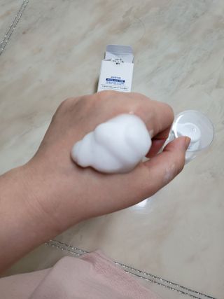 [바이로담] 저자극 약산성버블 폼 폼클렌징 150ml — 3점을 준 리뷰어가 2021년 4월 올린 사용 사진