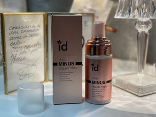 아이디플라코스메틱 아이디 브이로직 마이너스 필링 토너 110ml — 5점을 준 리뷰어가 2022년 1월 올린 사용 사진