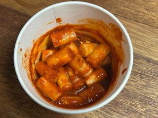 나우  [요리궁리] B타입 ( 매콤, 치즈, 매콤까르보 ) 꽃떡볶이 6개입 세트 — 4.5점을 준 리뷰어가 2025년 3월 올린 사용 사진