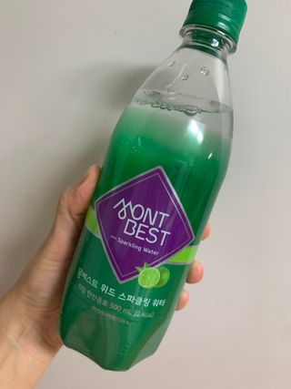 몽베스트 Montbest with Sparkling water Lime20병 — 5점을 준 리뷰어가 2021년 10월 올린 사용 사진