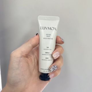 러브모아 향수 고체향수 승무원 고체향수 바르는 향수 니치향수 도손 우드세이지 앤 씨솔트 — 4.5점을 준 리뷰어가 2023년 1월 올린 사용 사진