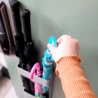 창신리빙 [프랑코 스마트 우산꽂이]  2종 중 택1 똑똑한 정리 수납 — 5점을 준 리뷰어가 2021년 8월 올린 사용 사진
