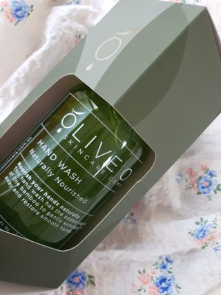 올리브 오일 스킨케어 컴퍼니 [OOSC] 촉촉 깨끗 내추럴리 너리시드 핸드워시 500ml — 5점을 준 리뷰어가 2021년 5월 올린 사용 사진