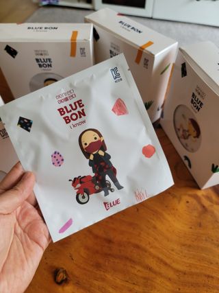 [블루 본 아이노우] 유아용 컬러마스크 40 PCS SET 2중 택 1 — 5점을 준 리뷰어가 2021년 4월 올린 사용 사진