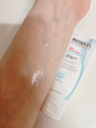 피지오겔 레드수딩 시카밸런스 크림 50ml — 5점을 준 리뷰어가 2022년 4월 올린 사용 사진