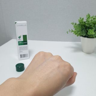 랑벨 랑바이오 블랙 시카 크림 50ml(블랙비 프로폴리스, 시카 4종, 판테놀 10 함유) — 5점을 준 리뷰어가 2022년 3월 올린 사용 사진