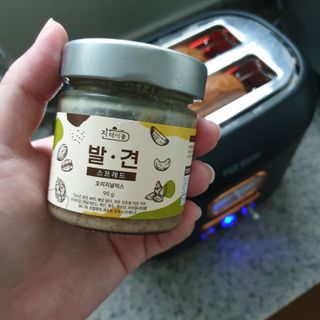 진테이블 발.견 스프레드  오리지널믹스 90g + 카카오스윗믹스 90g 2종 세트 — 5점을 준 리뷰어가 2022년 8월 올린 사용 사진