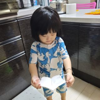 아토팜 블라블라 황사방역 마스크 KF94 — 5점을 준 리뷰어가 2021년 9월 올린 사용 사진