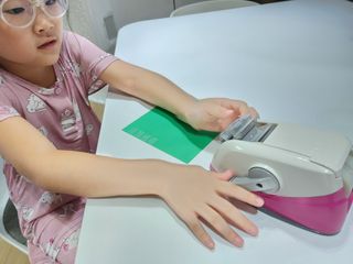 3M 한번의 터치로 깔끔하게 착! 원터치 테이프 디스펜서 — 5점을 준 리뷰어가 2023년 7월 올린 사용 사진