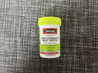 Swisse 스위스 고함량 밀크씨슬 35,000mg 60정 — 4.5점을 준 리뷰어가 2021년 11월 올린 사용 사진