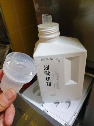 (주)바른양품 바른양품 친환경 세탁세제 1L — 5점을 준 리뷰어가 2022년 2월 올린 사용 사진