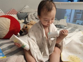 mom e 맘이 내추럴 베이비 케어 크림+바디오일 — 4점을 준 리뷰어가 2021년 1월 올린 사용 사진