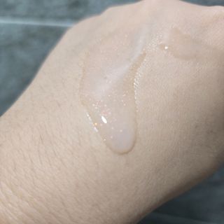 나우 [리브엠] 123억개 엑소좀으로 채운 눈부신 광채, 엑소코어 화이트닝 텐션 앰플 — 5점을 준 리뷰어가 2023년 9월 올린 사용 사진