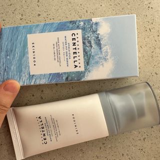 [스킨1004] 마다가스카르 센텔라 히알루-시카 워터핏 선세럼 50ml — 5점을 준 리뷰어가 2024년 5월 올린 사용 사진
