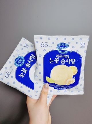 딜라이트 프로젝트  달콤한 눈꽃 간식세트( 눈꽃 솜사탕 / 레몬라임 솜사탕 / 달고나 총 7EA+스마트톡 증정) — 5점을 준 리뷰어가 2022년 5월 올린 사용 사진