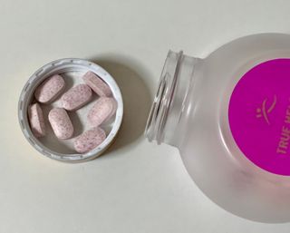 트루헬퍼 뒤태미녀 특급 락토페린 장용성 발효율피 1박스 2개월분 — 5점을 준 리뷰어가 2023년 2월 올린 사용 사진
