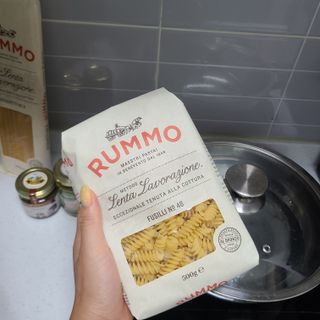 이탈리안 프리미엄 파스타 룸모 Rummo 파스타 2종 + 바질 페스토 + 블랙 트러플 페이스트 — 5점을 준 리뷰어가 2021년 7월 올린 사용 사진