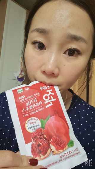 농업회사법인조은 유기농 석류 NFC 착즙주스 70ml 30포 — 5점을 준 리뷰어가 2021년 10월 올린 사용 사진