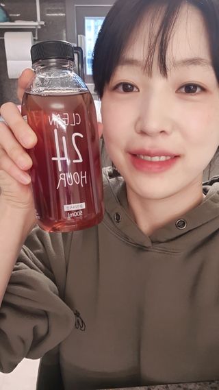 클린24시간 1BOX(5포) + 전용보틀(500ml) — 5점을 준 리뷰어가 2022년 12월 올린 사용 사진