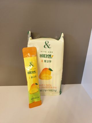 비타앤C 레몬맛, 망고맛 — 5점을 준 리뷰어가 2021년 5월 올린 사용 사진