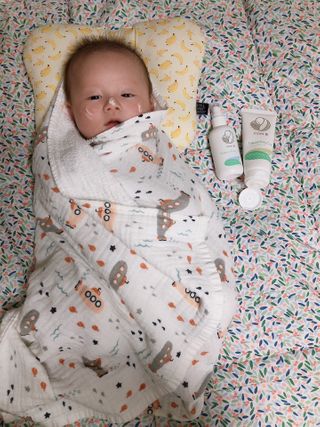 mom e 맘이 내추럴 베이비 케어 크림+바디오일 — 5점을 준 리뷰어가 2021년 1월 올린 사용 사진
