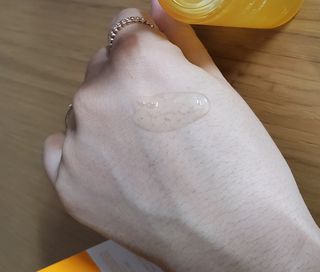 체르엠 스템앤셀 비타민 브라이트닝 에센스 30ml 1개 — 5점을 준 리뷰어가 2021년 12월 올린 사용 사진