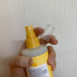 버츠비 캣 댄더 리듀싱 스프레이 — 5점을 준 리뷰어가 2021년 5월 올린 사용 사진