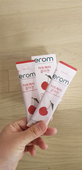 이롬 erom 타트체리 콜라겐 — 4점을 준 리뷰어가 2021년 3월 올린 사용 사진