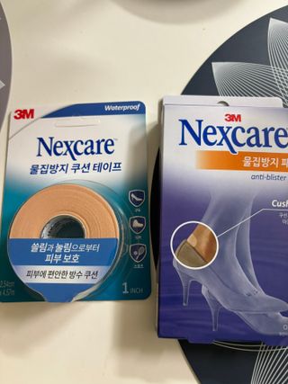 3M 넥스케어 물집방지쿠션테이프 1매 + 물집방지패드 10매 — 5점을 준 리뷰어가 2024년 4월 올린 사용 사진